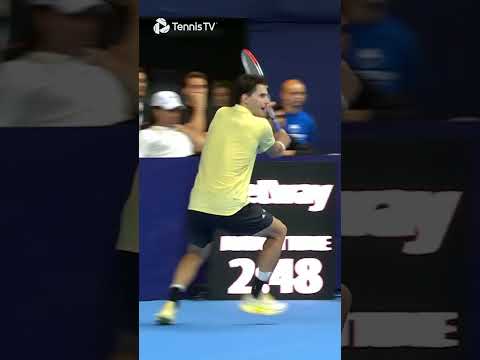 Dominic Thiem INSANE Return