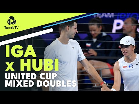 Poland's Iga Swiatek & Hubert Hurkacz Team Up For Mixed Doubles! | United Cup 2023 Highlights