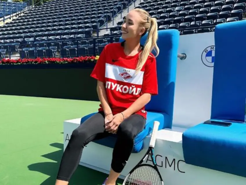 WTA Warns Potapova Over Spartak Moscow Shirt