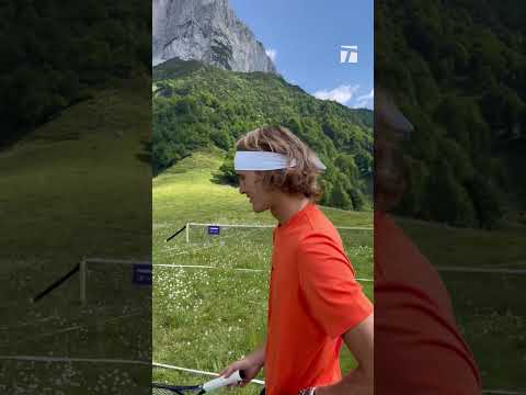 Zverev plays on CRAZY 2500 meter high court