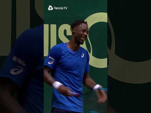 Gael Monfils IMPOSSIBLE Trickshot!