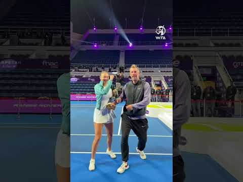 Amanda Anisimova's pre-match vibes the remixxxx featuring a trophy! #wta #champion #dance #tennis